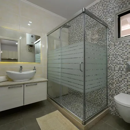Boukari Beach Apartman